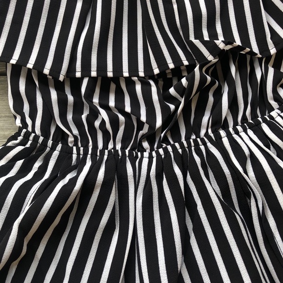 Strapless striped romper - Picture 5 of 6